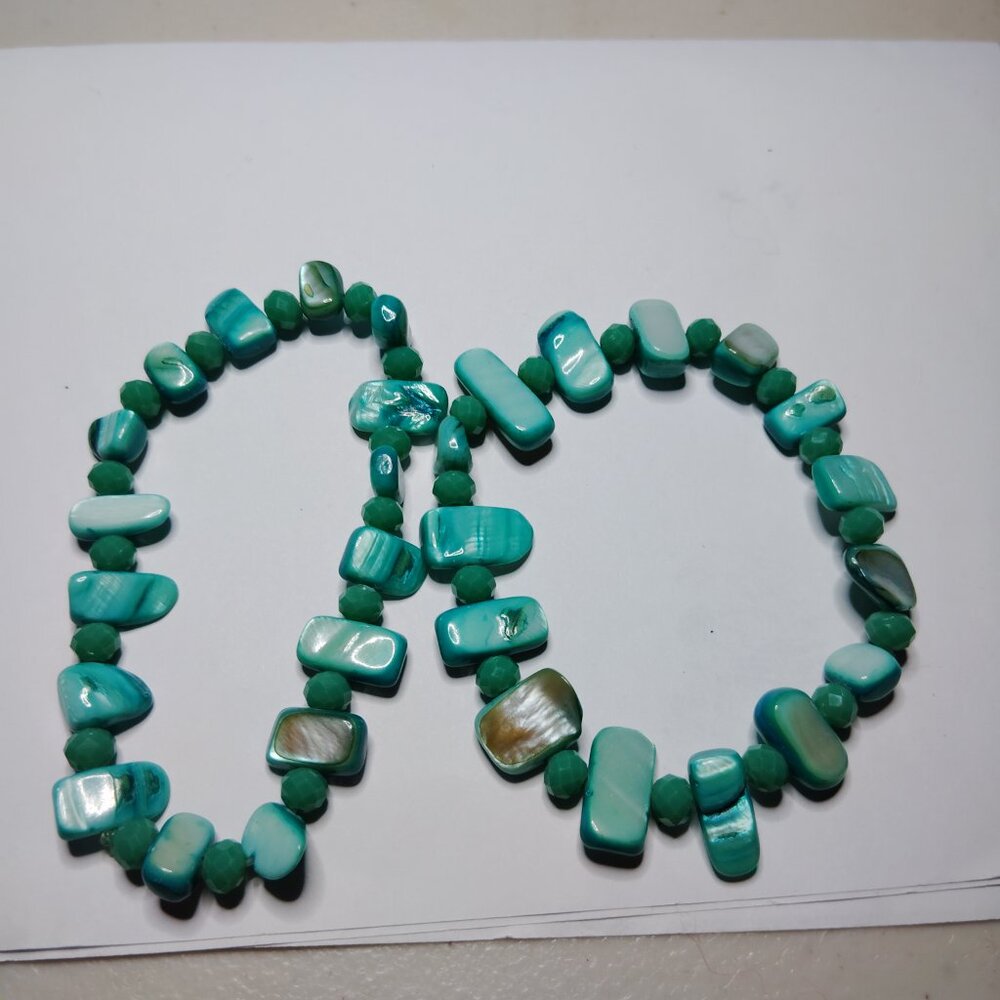 Lot of 2 Dyed Shell Stretch Bracelets Turquoise Boho Beachy Jewelry